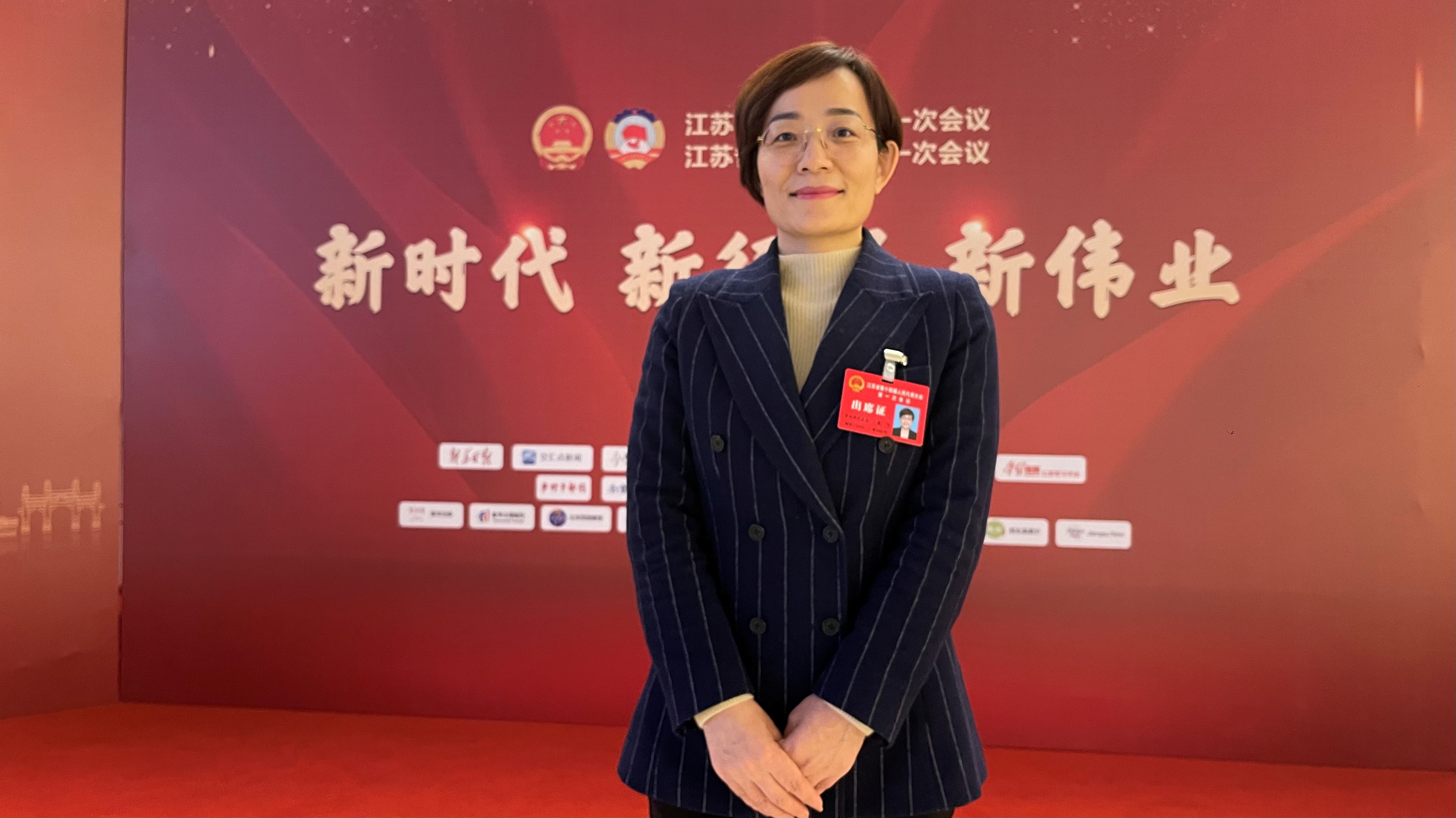 一字展宏图 | 企业敢干的精气神在哪里？这位“新农人”的“勤”字显干劲