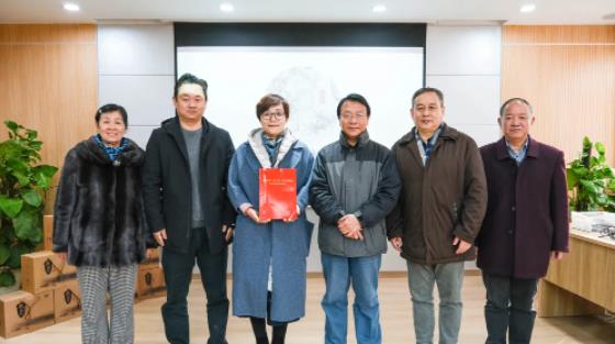 诺亚方舟总经理戴飞女士获全国“双带”农村致